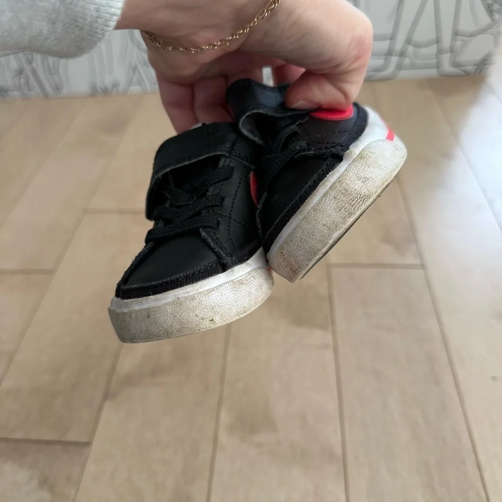 Nike Court Borough Kids Black and Red Sneakers